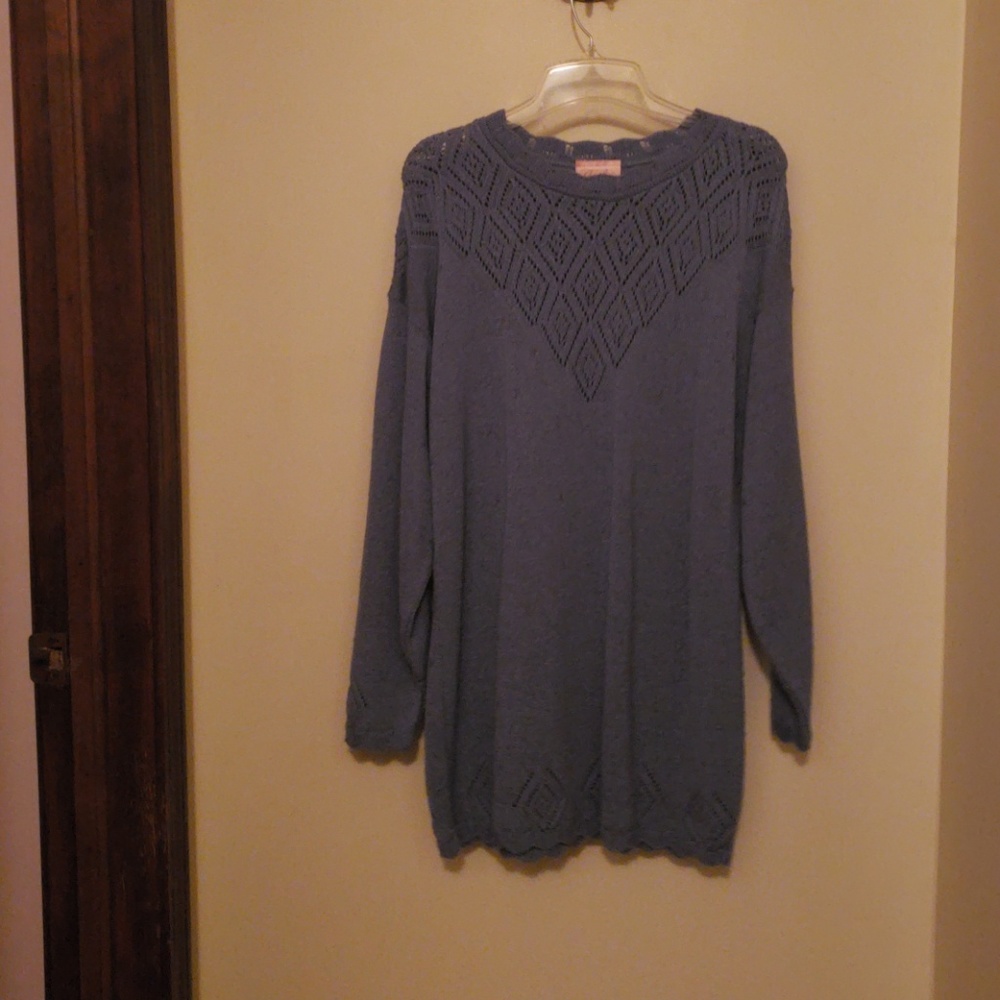 Knit sweater
